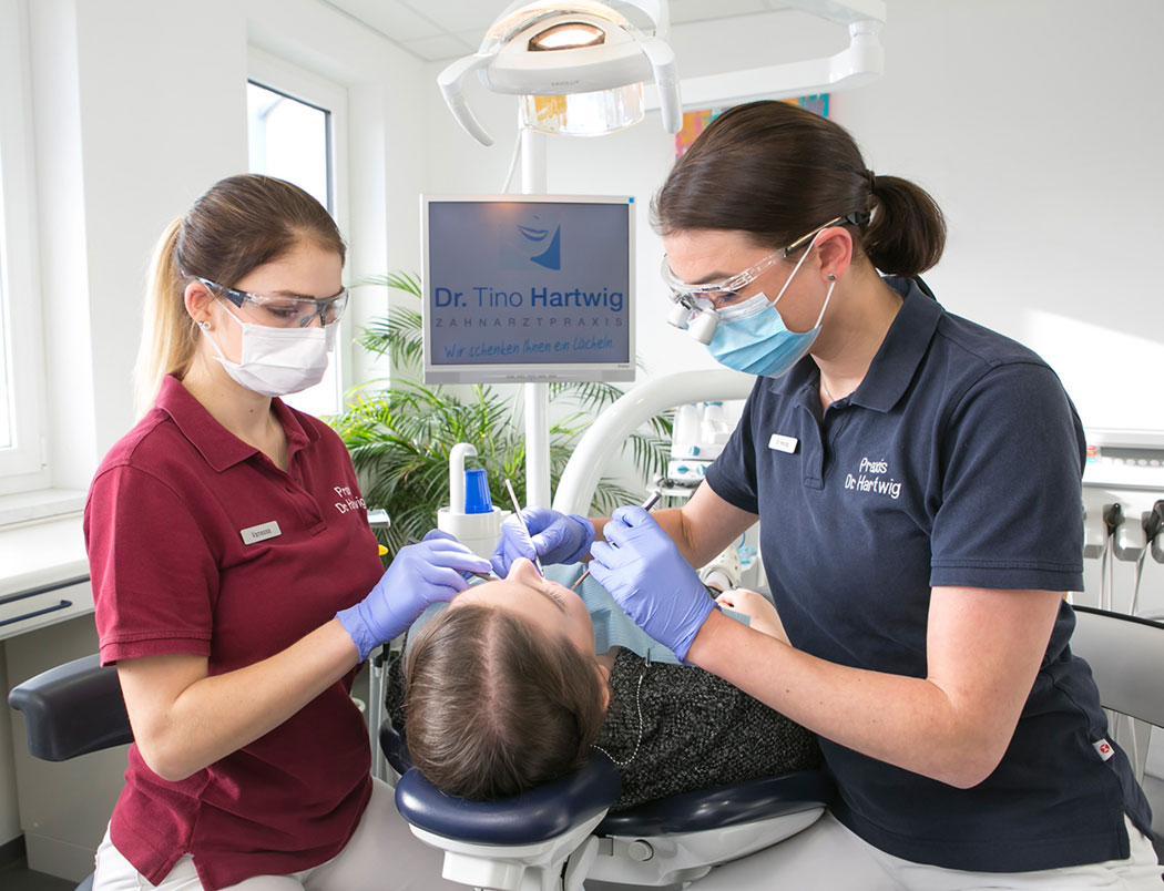 Über uns | Zahnarzt Tino Hartwig